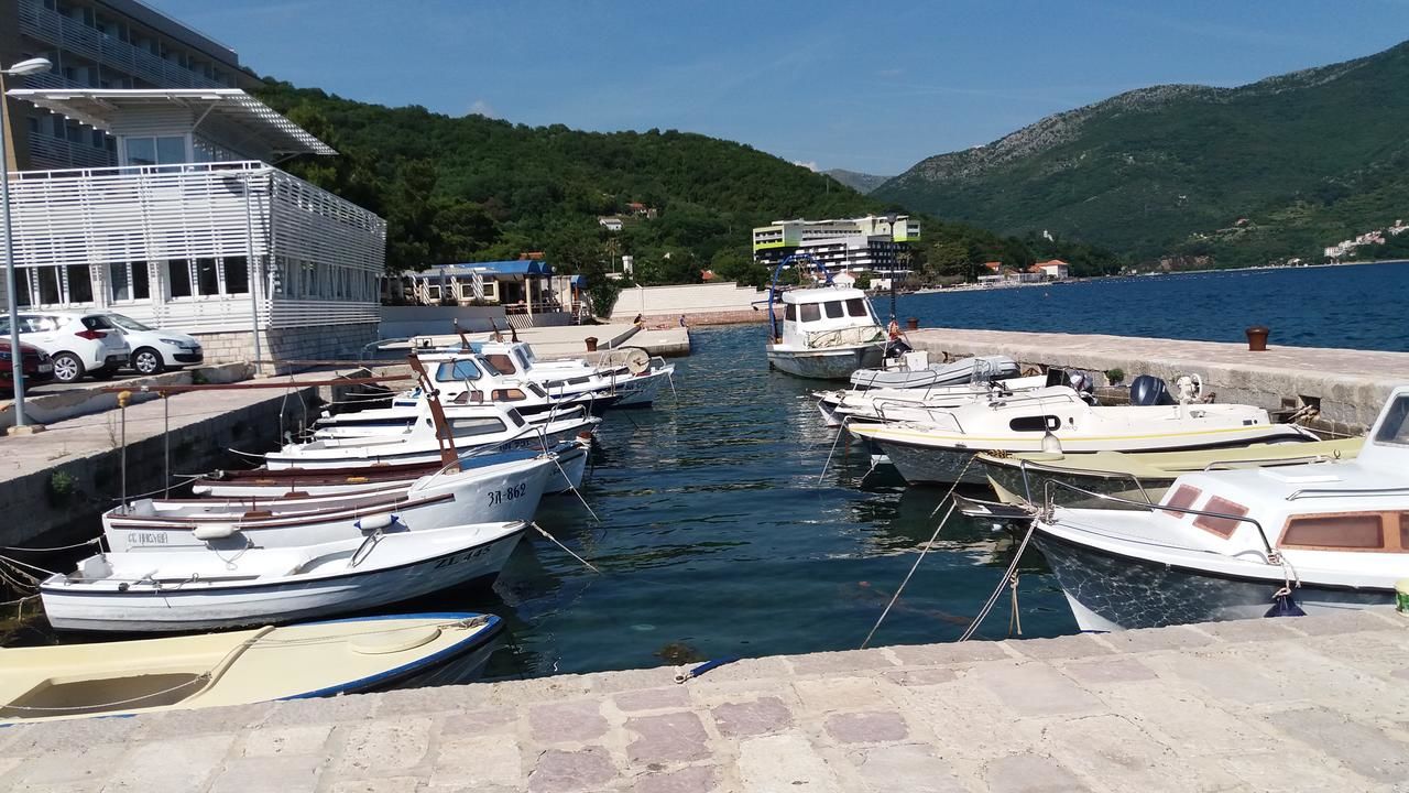 Апартаменты Apartments Boka Sun Биела
